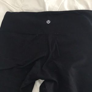 Lululemon Cropped low rise Wunder Unders